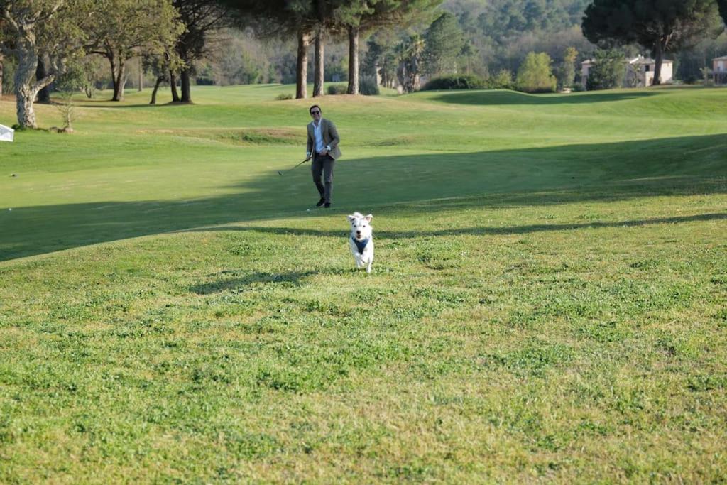 Charmantes Haus Im Golf Club Saint Tropez Dış mekan fotoğraf
